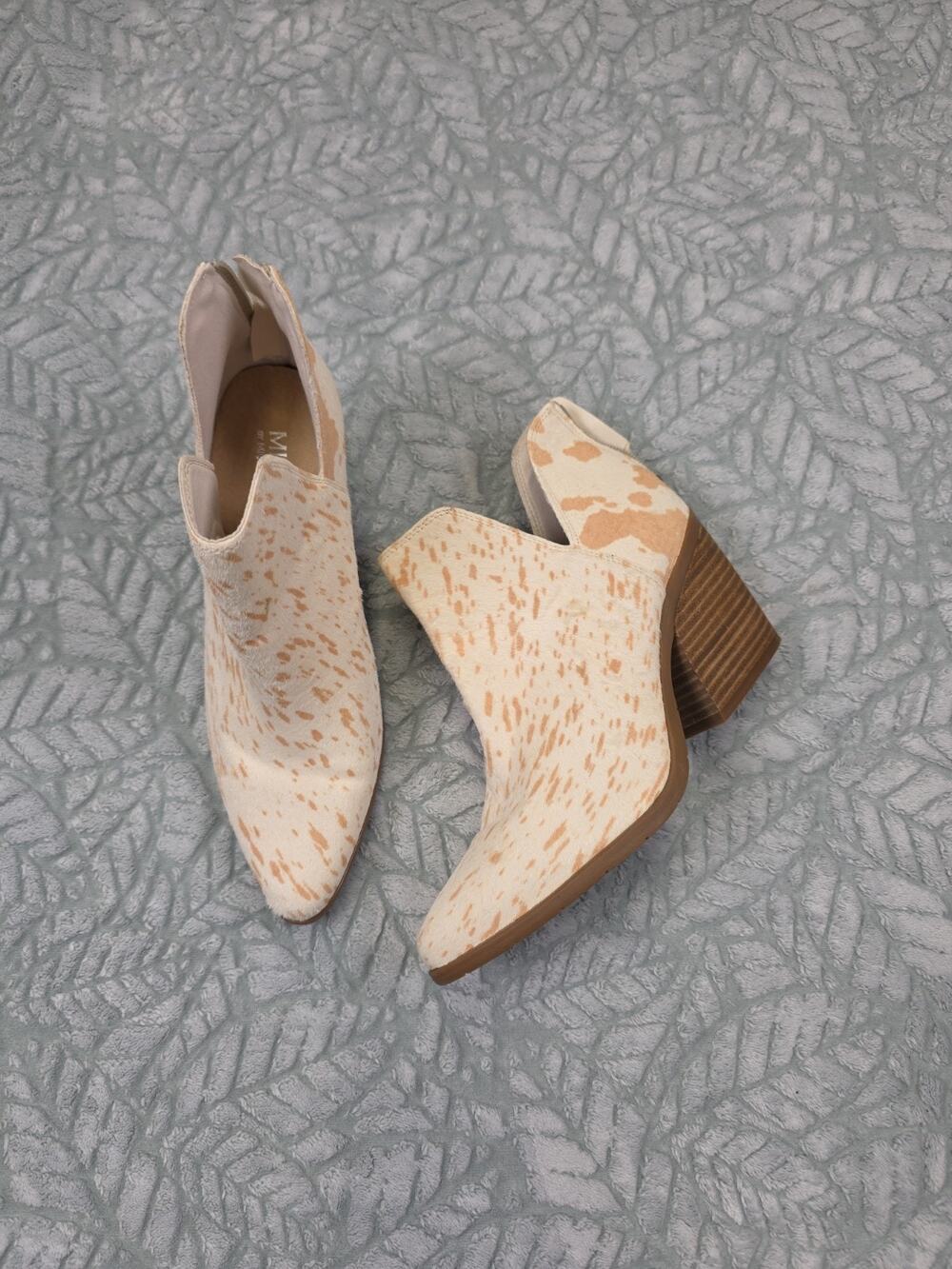 Michael Shannon Booties Womens Size 8 Cow Print Block Heel Ankle Boots